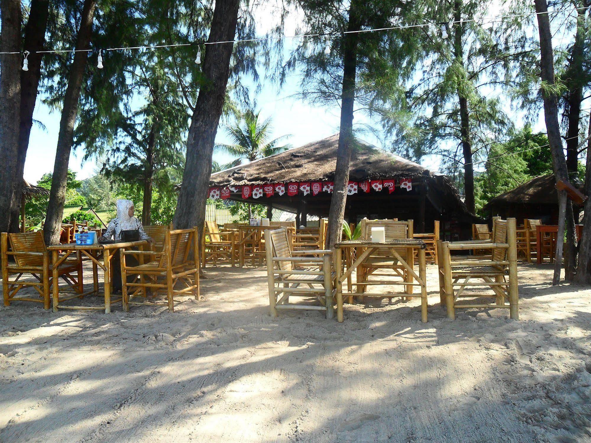Lanta Palm Beach Resort , Beach Bungalow - Ko Lanta Kültér fotó