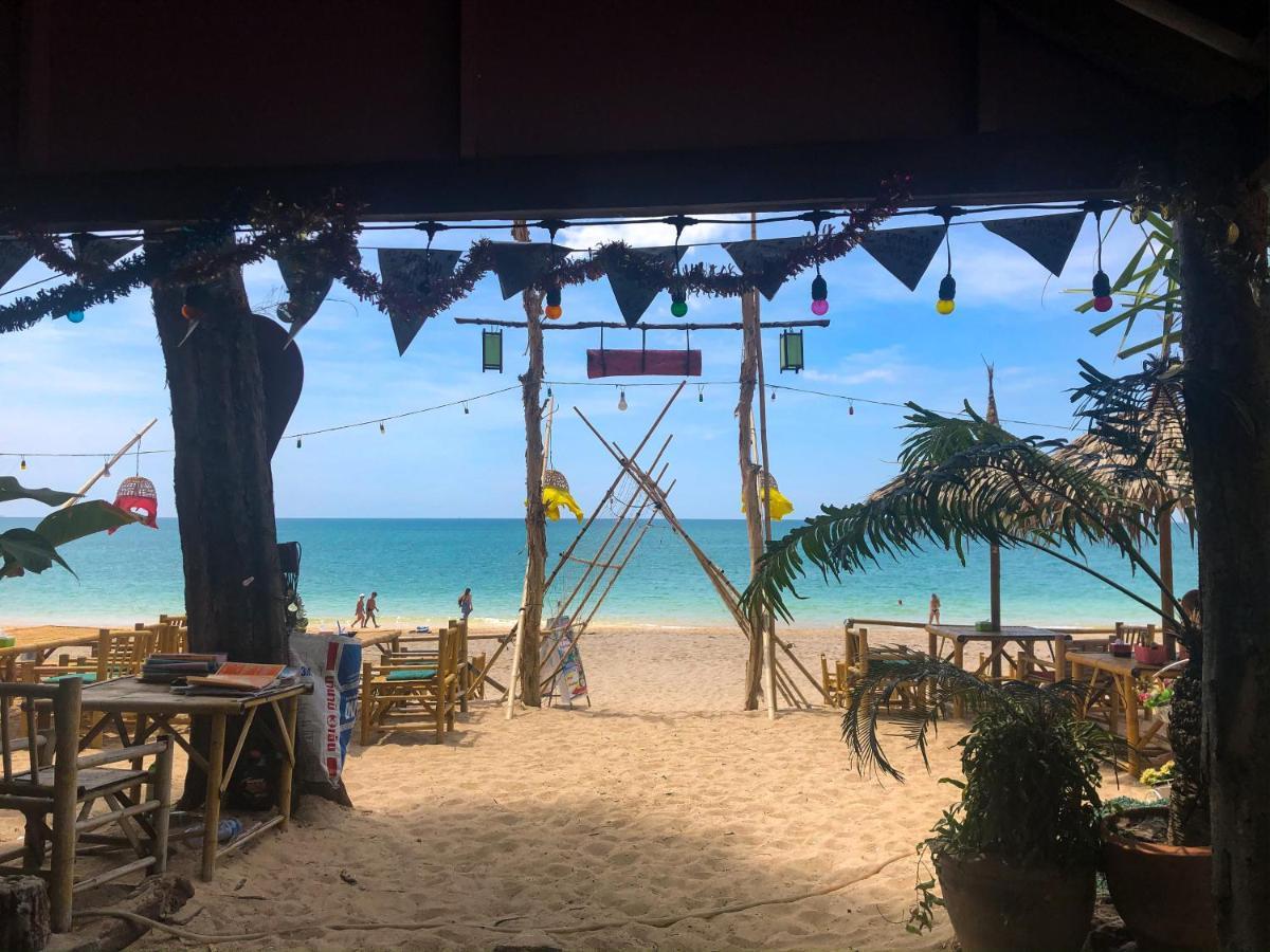 Lanta Palm Beach Resort , Beach Bungalow - Ko Lanta Kültér fotó